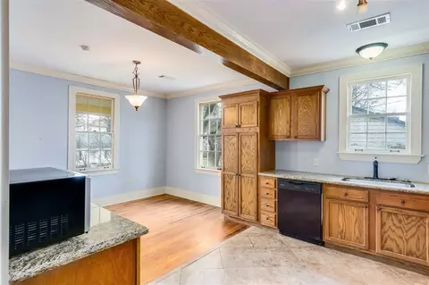 1046 Whitworth St, Jackson, MS 39202 photo 7
