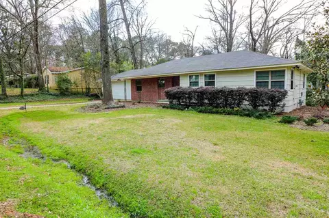 4043 Old Canton Ln, Jackson, MS 39206 photo 1