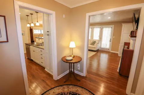 4043 Old Canton Ln, Jackson, MS 39206 photo 4