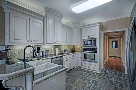 119 Hunter Trl, Florence, MS 39073 photo 15