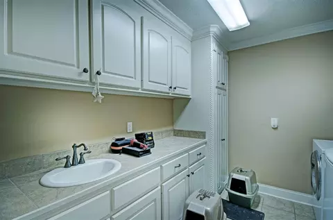 119 Hunter Trl, Florence, MS 39073 photo 18