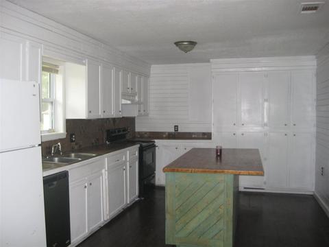182 D Bates Rd, Morton, MS 39117 photo 2