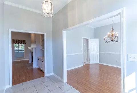 111 Eastside Dr, Brandon, MS 39047 photo 3