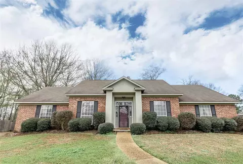111 Eastside Dr, Brandon, MS 39047 photo 1
