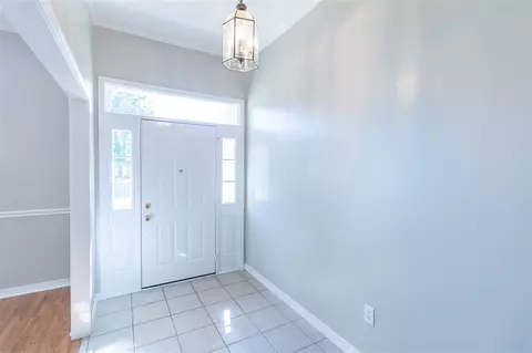 111 Eastside Dr, Brandon, MS 39047 photo 4