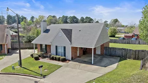 149 Ripon Ct, Ridgeland, MS 39157 photo 1