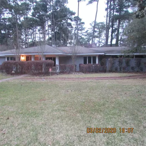 1514 Eastover Dr, Jackson, MS 39211 photo 1