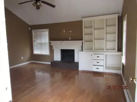 108 Glenstone Cir, Jackson, MS 39212 photo 2