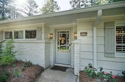2435 N Cheryl Dr, Jackson, MS 39211 photo 4