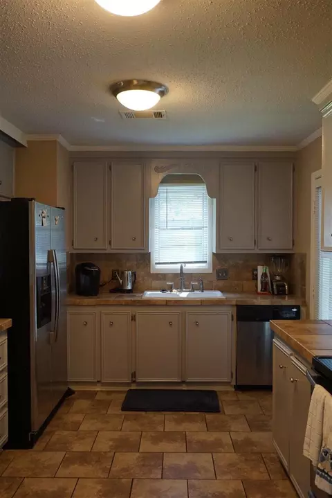 1513 Brobridge Dr, Jackson, MS 39211 photo 7