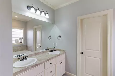 424 Rolling Hills Cir, Brandon, MS 39042 photo 18