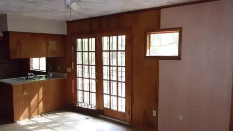 3138 Shirley Dr, Jackson, MS 39212 photo 9