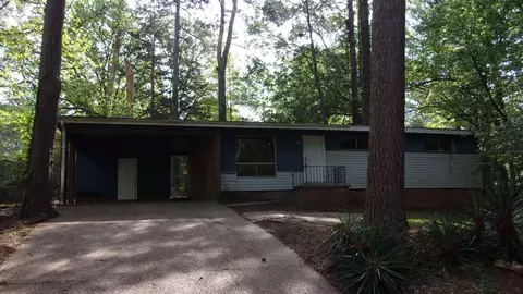 3138 Shirley Dr, Jackson, MS 39212 photo 1