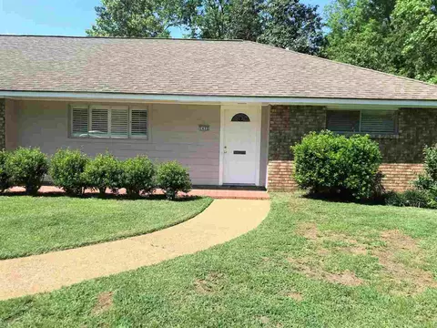 1433 Riverwood Dr, Jackson, MS 39211 photo 3