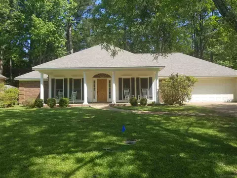560 Arbor Dr, Madison, MS 39110 photo 1