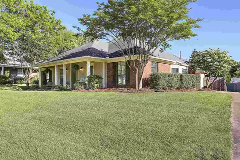 609 Red Oak Dr, Madison, MS 39110 photo 2