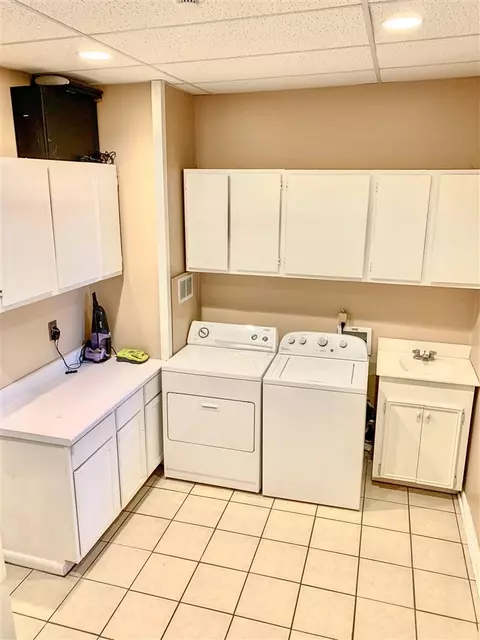 4280 Forest Park Dr, Jackson, MS 39211 photo 3