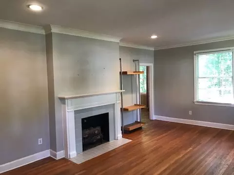 1516 Devine St, Jackson, MS 39202 photo 2
