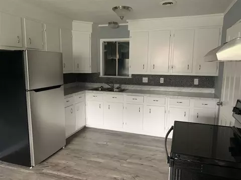 333 Queen Isabella Ln, Jackson, MS 39209 photo 2