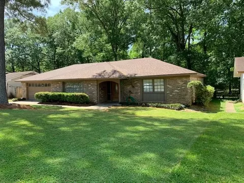 1161 Primrose Dr, Jackson, MS 39212 photo 2