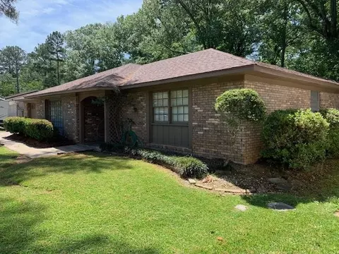 1161 Primrose Dr, Jackson, MS 39212 photo 3