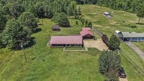 110 Bynum Ln, Florence, MS 39073 photo 2