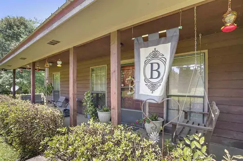 110 Bynum Ln, Florence, MS 39073 photo 6