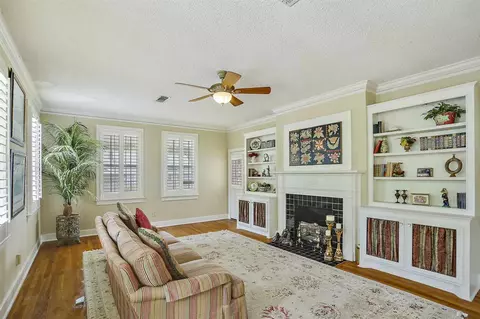 313 E College St, Clinton, MS 39056 photo 7