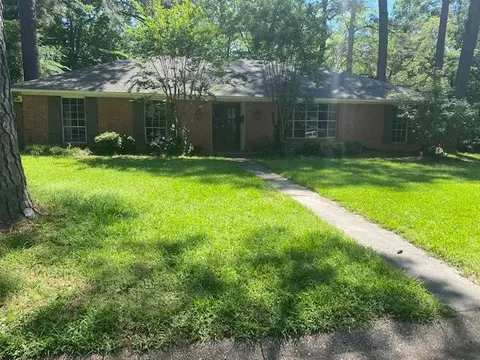 5306 Canton Heights Dr, Jackson, MS 39211 photo 1