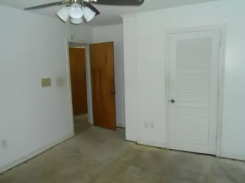 1347 Mccluer Rd, Jackson, MS 39212 photo 3