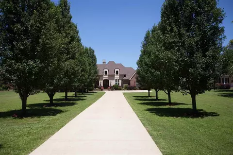 344 Boteler Rd, Florence, MS 39073 photo 2