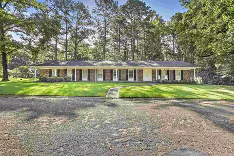 5364 Suffolk Dr, Jackson, MS 39211 photo 2