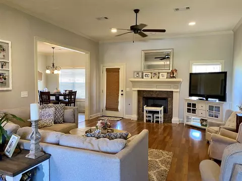 234 Tucker Dr, Brandon, MS 39042 photo 2