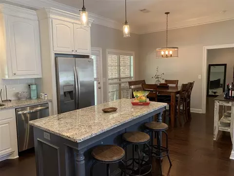 112 Meadowcreek Dr, Brandon, MS 39042 photo 8