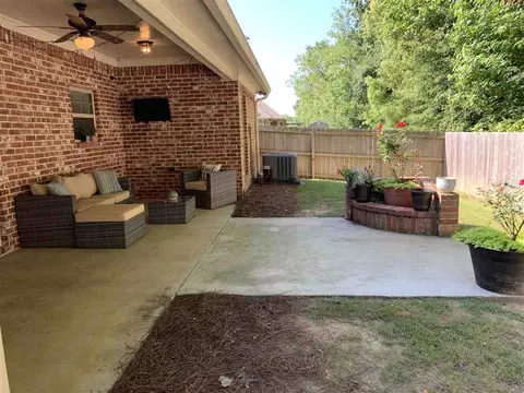 112 Meadowcreek Dr, Brandon, MS 39042 photo 23