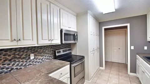 371 Briar View Dr, Brandon, MS 39042 photo 7