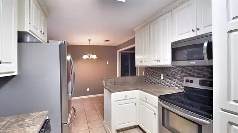 371 Briar View Dr, Brandon, MS 39042 photo 9