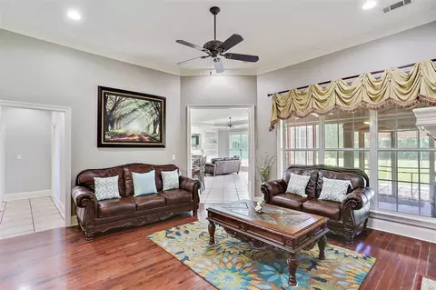 106 Lawrence Dr, Brandon, MS 39047 photo 9