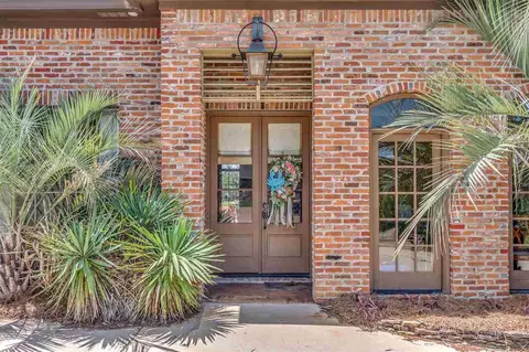 745 Waters Dr, Madison, MS 39110 photo 2