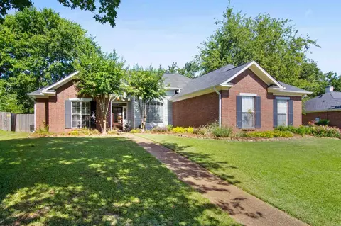 612 Spring Grv, Madison, MS 39110 photo 2