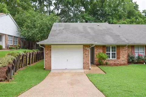 139 Lofty Pine Ln, Clinton, MS 39056 photo 1