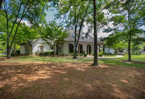 555 Johnstone Dr, Madison, MS 39110 photo 2