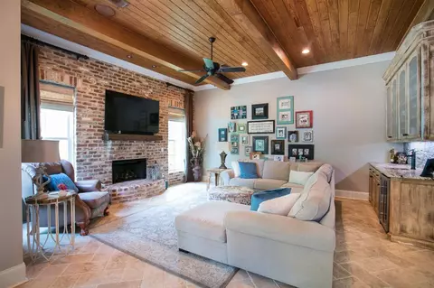 555 Johnstone Dr, Madison, MS 39110 photo 17