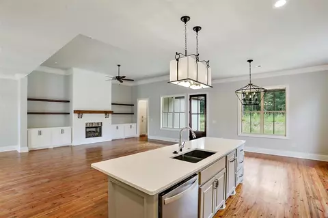 176 Grace Dr, Flowood, MS 39232 photo 1