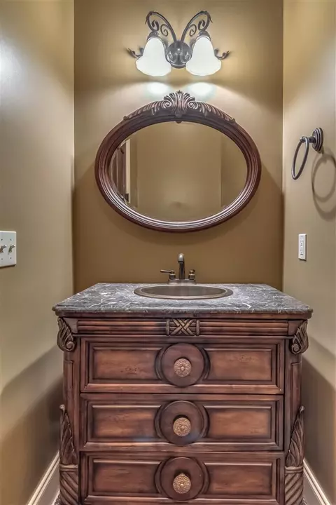 2015 Centre Pointe Dr, Brandon, MS 39042 photo 17