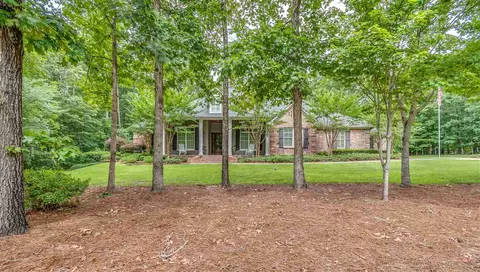 2015 Centre Pointe Dr, Brandon, MS 39042 photo 2