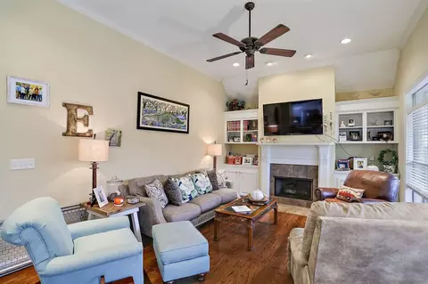 128 Eastside Dr, Brandon, MS 39047 photo 7