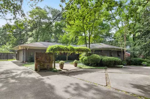 4725 Northampton Dr, Jackson, MS 39211 photo 1