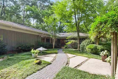 4725 Northampton Dr, Jackson, MS 39211 photo 2