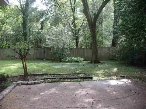 3731 Montrose Cir, Jackson, MS 39216 photo 6